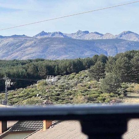 La Nava De Gredos Acogedor Piso Con Vistas Apartamento Navarredonda de Gredos Exterior foto