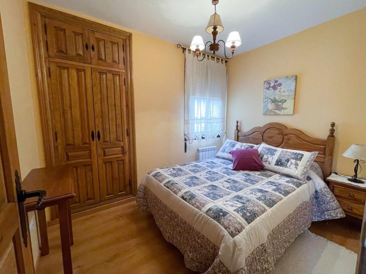 La Nava De Gredos Acogedor Piso Con Vistas Apartamento Navarredonda de Gredos Exterior foto