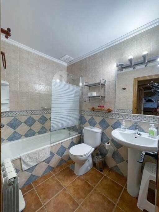 La Nava De Gredos Acogedor Piso Con Vistas Apartamento Navarredonda de Gredos Exterior foto